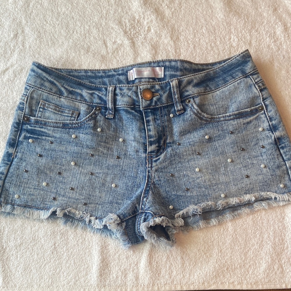 Y2K Distressed Pearl Studded Denim Shorts.